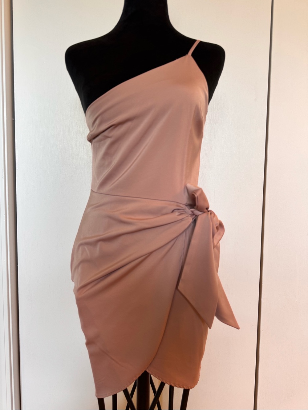 Lulu's Dusty Rose One-Shoulder Side Knot Dress